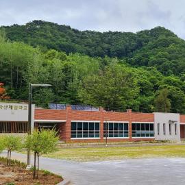 Yeongwol Taehwasan Village Experience Pension，位于宁越的酒店