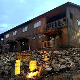 Canyon Plaza Premier Studios and Apts-South Rim，位于图萨扬的酒店