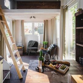 Tiny - rustig - vakantiehuisje - in de natuur - sauna，位于皮滕的酒店
