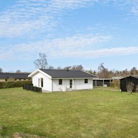 Amazing Home In Ølsted With Kitchen，位于Ølsted的酒店