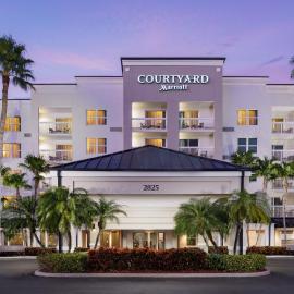 Courtyard by Marriott Miami Aventura Mall，位于阿文图纳的酒店