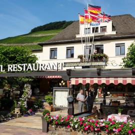 Hotel Unter den Linden，位于吕德斯海姆的酒店