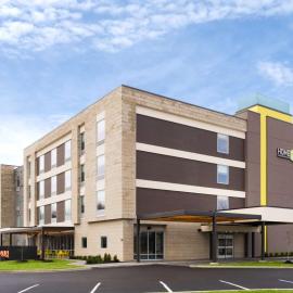 Home2 Suites By Hilton Brownsburg,位于布朗斯堡的酒店