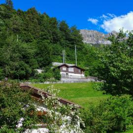 Holiday Home Chalet Guldeli by Interhome，位于坎德格伦德的酒店