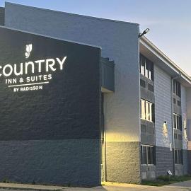 Country Inn & Suites by Radisson, Dunbar - Charleston