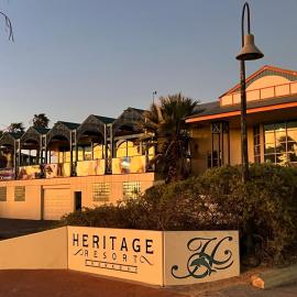 Heritage Resort Shark Bay，位于德纳姆的酒店