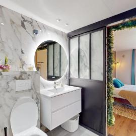 150 de Grey Studio pour 2 avec SPA, Vue sur mer，位于拉特里尼泰的酒店