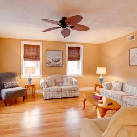 Finger Lakes Retreat: 3 Mi to Seneca & Keuka Lake，位于Himrod的酒店