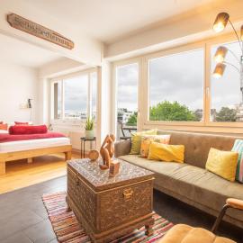 Bright Apartment with Balcony near SBB - Special MODERN LISA Apartment, Basel, up to 4 guests