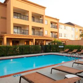 Courtyard by Marriott Brownsville，位于布朗斯维尔的酒店