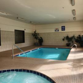 Luxury Inn & Suites，位于西尔弗索恩的酒店
