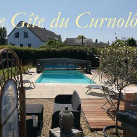 Gîte coquet 2 chambres, 2 salles de douches avec piscine, spa，位于那慕尔的酒店