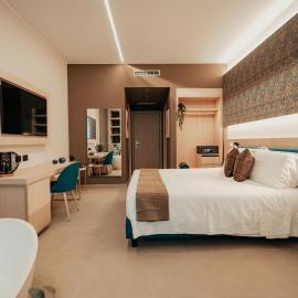 Lumia Hotel，位于泰尔莫利的酒店