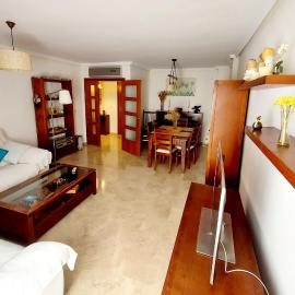 Awesome central house with 3 bedrooms，位于休达的酒店