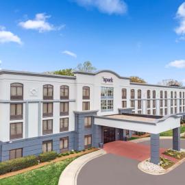 Spark By Hilton Charlotte Tyvola I-77,位于夏洛特的酒店