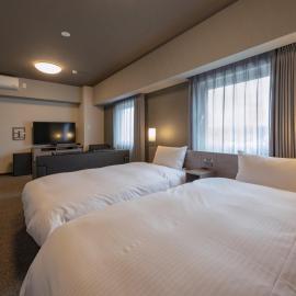 Hotel Route Inn Owariseto Ekimae，位于Seto的酒店