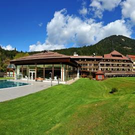 OptimaMed Kurhotel Weißbriach GmbH,位于魏斯布里阿赫的酒店