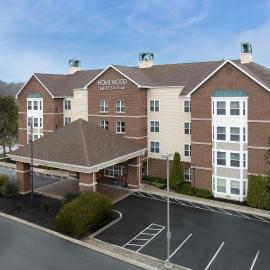 Homewood Suites by Hilton Reading-Wyomissing，位于怀俄米兴的酒店