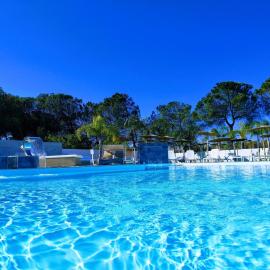 HOTEL CRISTALLO PAESTUM,位于卡帕乔-帕埃斯图姆的酒店