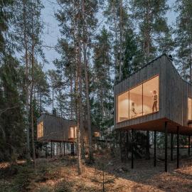 Trakt Forest Hotel Skogssviter，位于Holsbybrunn的酒店