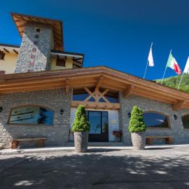 Sport Hotel Prodongo，位于巴莱罗迪帕利格拉的酒店
