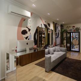 Corner Hostel，位于斯库台的酒店