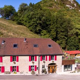Domaine et chambres d'Hôtes des Fées，位于Pretin的酒店