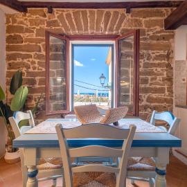 Centro Storico - Fronte Mare - aquasale apartment Alghero，位于阿尔盖罗的酒店