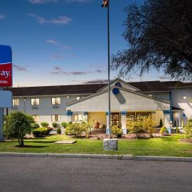 SureStay Plus by Best Western Reading North,位于雷丁的酒店