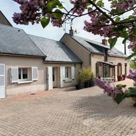 Gîte de charme avec jardin et parking privé près de Paris et Orléans - FR-1-590-428，位于Oison的酒店