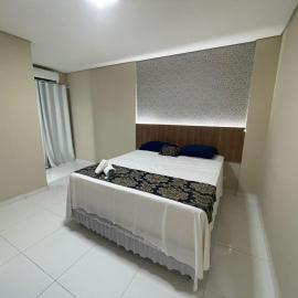 HOTEL LA SIERRA，位于博多克纳的酒店