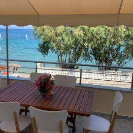 Blue Flag Award Winning Beach: Home 2，位于弗隆塔多斯的酒店
