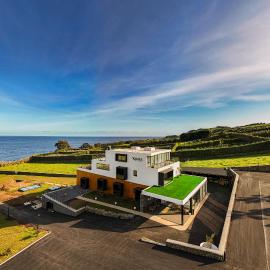 Xhale Azores,位于英雄港的酒店