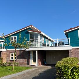 Friese Kust Villa，位于沃尔克姆的酒店
