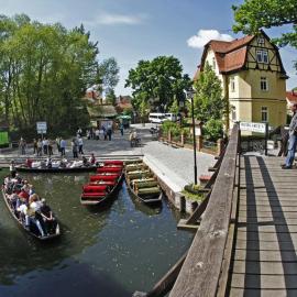 Spreewald Pension Am Spreeschlößchen，位于吕本瑙的酒店