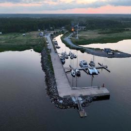 Lõunaranna Harbour Accommodation，位于Simisti的酒店