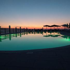 Sea & sun view,位于圣斯特凡诺斯的酒店