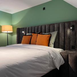 Garden Street Lommel - The Green Haven，位于洛默尔的酒店