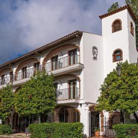 Hotel-Restaurante Casa García Almonaster La Real，位于阿尔莫纳斯特尔拉雷亚尔的酒店