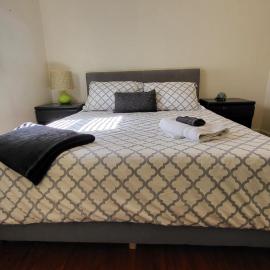 Unit 1 - Modern Roosevelt Row Condo 2BR 1BA Downtown Stay