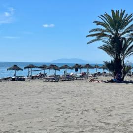 Geysotur Torrox Playa Apartamentos，位于托罗克斯的酒店