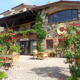 Hotel Rosati，位于丘西的酒店