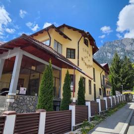 Casa Minerva，位于布什泰尼的酒店
