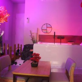 Loveroom Japon avec balnéothérapie，位于土伦的酒店