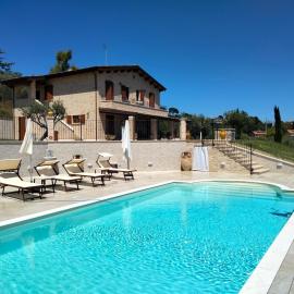 B&B L' Antica Fonte，位于Spinetoli的酒店