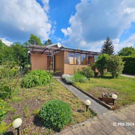 Bungalow ,, Zur langen Heide,,，位于希尔德堡豪森的酒店
