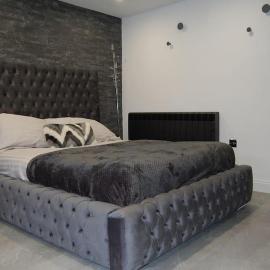 Self contained studio apartment in Burley, Leeds，位于海丁利的酒店