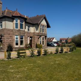 St Olaf Golf Hotel，位于Cruden Bay的酒店