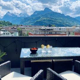 Luna o Mountainview o Pizzaoven，位于布鲁嫩的酒店