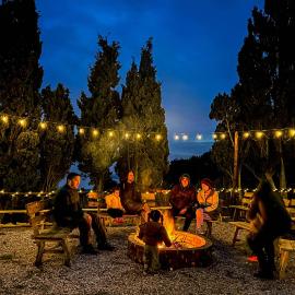 Ghar El Melh Outdoors，位于Raʼs al Jabal的酒店